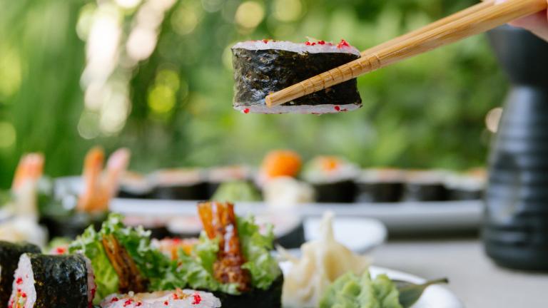 Ο πιο δροσερός κήπος της πόλης απέκτησε sushi menu -Αξίζει να το δοκιμάσετε