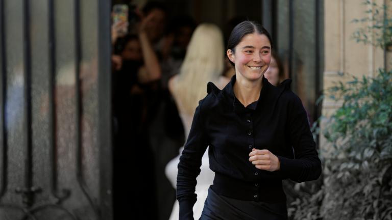 Ποια είναι η 27χρονη Julie Kegels που έχει γίνει το νέο αγαπημένο όνομα της μόδας