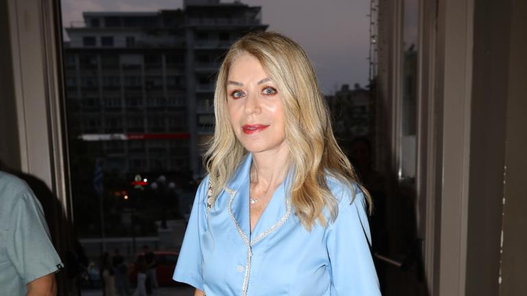 Η Έλλη Στάη στην παράσταησ «Χρόνος από δεύτερο χέρι» - Έλλη Στάη/Φωτογραφία NDP 