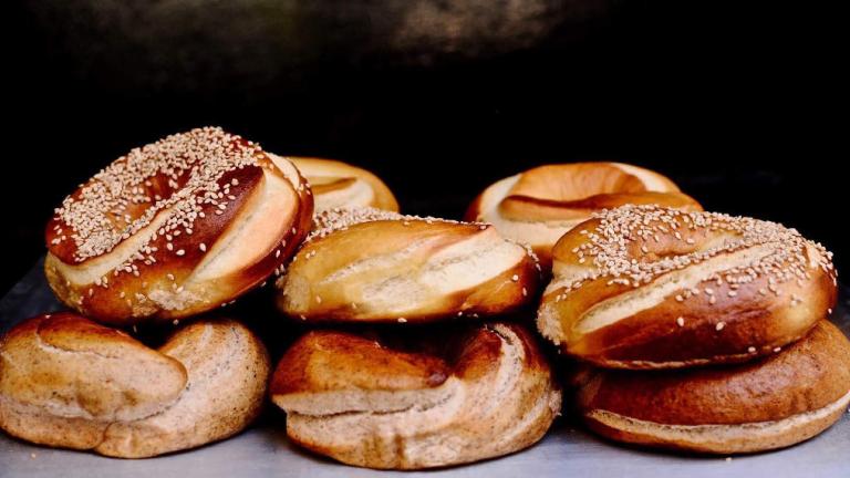 Amandine: Τα bagel εδώ είναι μαστιχωτά μέσα και τραγανά έξω και γεμίζουν με ό,τι βάλει ο νους σου | 0 bovary.gr