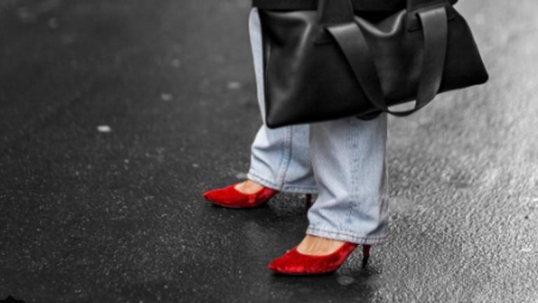 Η πόζα που σαρώνει στα likes στο Instagram  | 0 bovary.gr