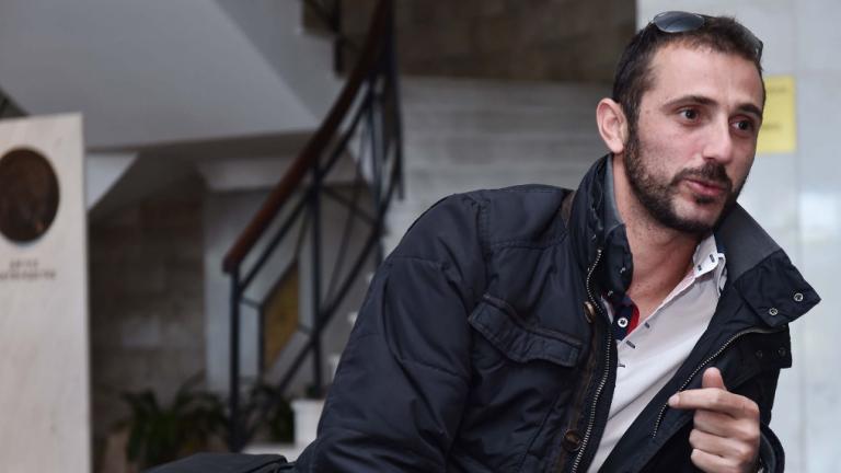 Ο Χρύσανθος ζει με τη νόσο του Crohn και πρόσφατα αποφάσισε να αφαιρέσει το παχύ του έντερο | 0 bovary.gr