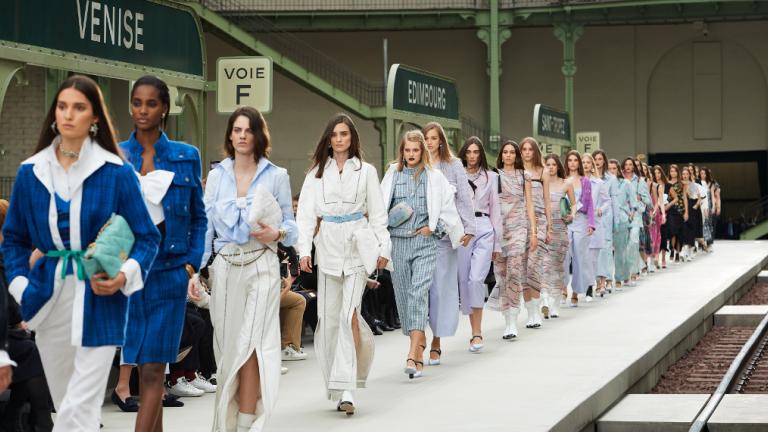 Chanel Cruise 2019/20: Η πρώτη σόλο συλλογή της Virginie Viard, ωδή στον κόσμο της επαναστάτριας Coco  | 0 bovary.gr