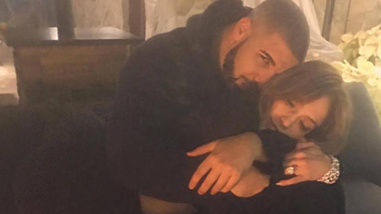  Xώρισε η Λόπεζ από τον πρώην της Ριάνα - Ούτε δύο μήνες μαζί  | 0 bovary.gr