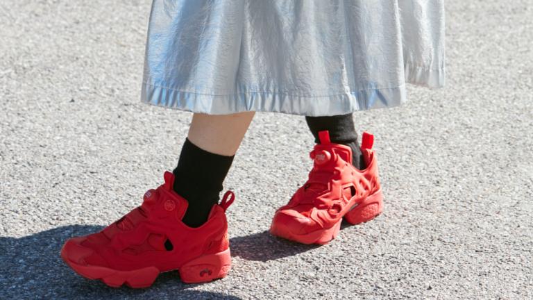 Το ασχημόμορφο παπούτσι του οίκου Μaison Margiela είναι ένα υβρίδιο αθλητικού και loafer | 0 bovary.gr