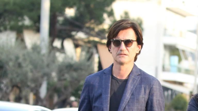 Η σπάνια, δημόσια εμφάνιση του Θοδωρή Κουτσογιαννόπουλου με την σύζυγό του [εικόνες] | 0 bovary.gr