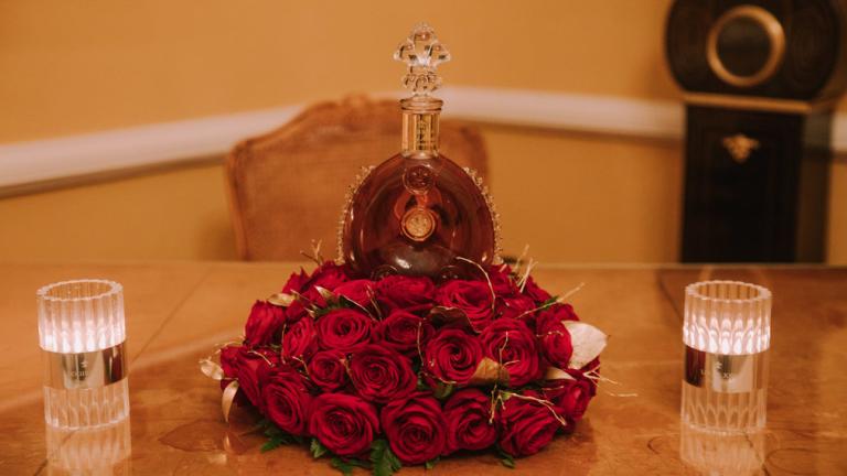 Γιατί το LOUIS XIII είναι το πιο ξεχωριστό κονιάκ του κόσμου | 0 bovary.gr