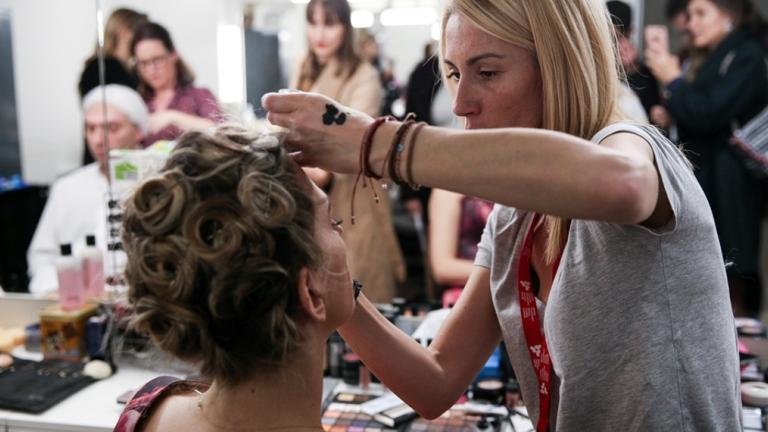 Στα παρασκήνια της Λυρικής Σκηνής -Exclusive υλικό από το μακιγιάζ της διασημότερης Γαλλικής όπερας | 0 bovary.gr