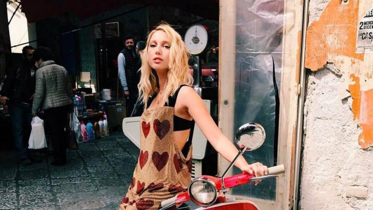 Η εγγονή του τέως, Μαρία Ολυμπία πρωταγωνίστρια στην καμπάνια των Dolce & Gabbana  | 0 bovary.gr