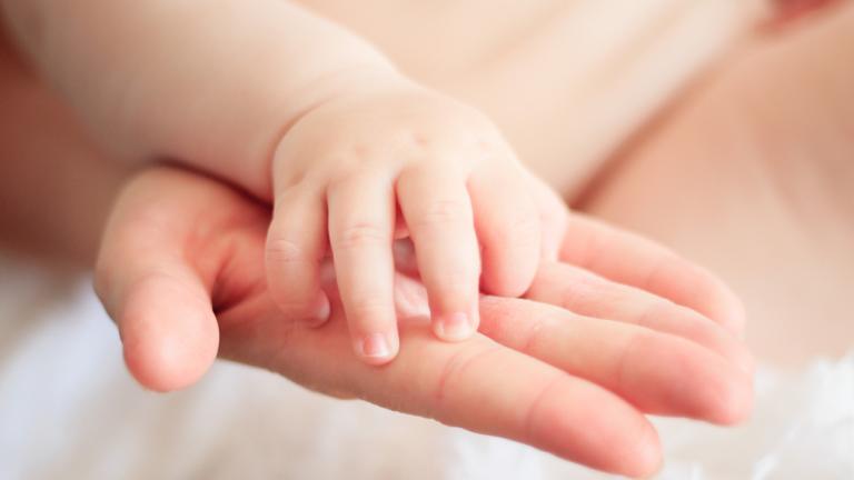 Mωρό πέθανε από ασιτία γιατί οι γονείς του τού έκαναν δίαιτα χωρίς γλουτένη | 0 bovary.gr