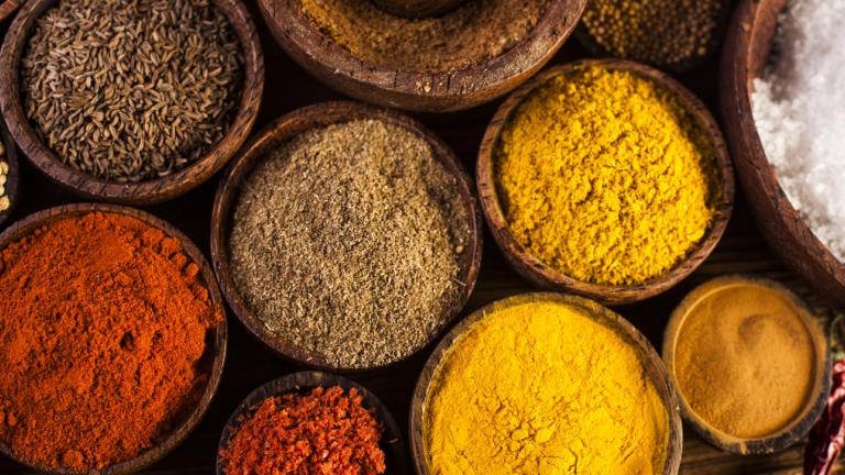 Πώς να κάνεις τα μπαχαρικά να διατηρηθούν φρέσκα περισσότερο | 0 bovary.gr