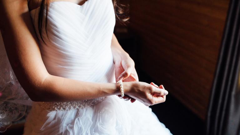 Ανοιξιάτικα, σικ νυφικά που ξεκινούν από 50 ευρώ και δεν ξεπερνούν τα 500 | 0 bovary.gr