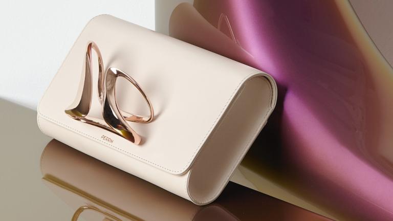 7 εκπληκτικές limited edition τσάντες με την υπογραφή της Zaha Hadid | 0 bovary.gr