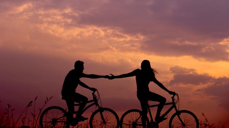 Ερευνα: Τα 20 χαρακτηριστικά που ψάχνουν οι άνδρες στις γυναίκες για την τέλεια σχέση (και αντίστροφα) | 0 bovary.gr