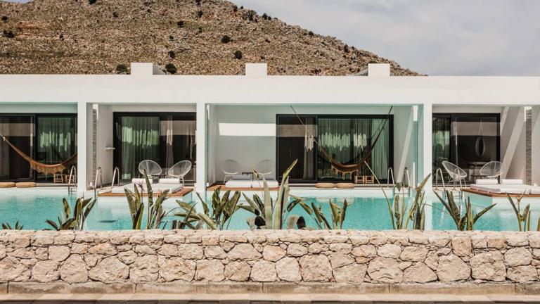 Διακοπές για 2 -Αυτά είναι τα πιο ρομαντικά ξενοδοχεία στην Ελλάδα, όλα τους ένα κι ένα | 0 bovary.gr