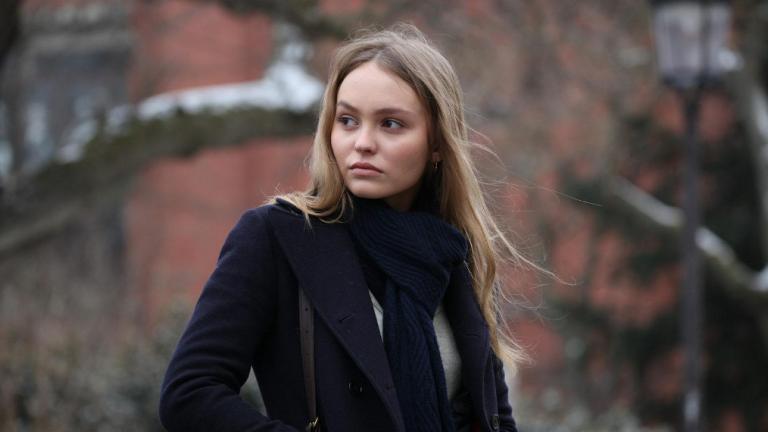 «Ενας άπιστος άνδρας» με την Λίλι Ρόουζ Ντεπ 