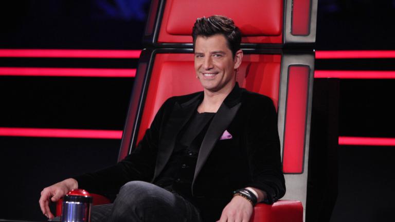 Ο Σάκης Ρουβάς μόλις αποκάλυψε το όνομα του γιου του με μια φωτογραφία [εικόνα] | 0 bovary.gr