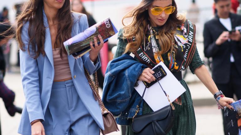  Shutterstock/ Street style photo