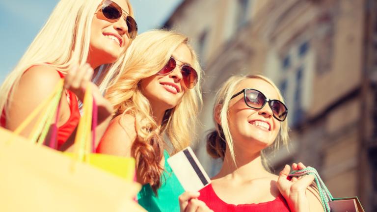 Aυτό είναι το πιο δυνατό αξεσουάρ shopping! | 0 bovary.gr