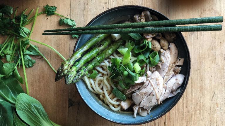 Σπαράγγια με κοτόπουλο, Φωτογραφία: Scott Eckersley on Unsplash
