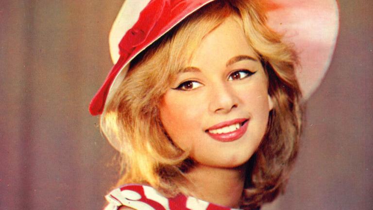 Σπάνιες φωτογραφίες της Αλίκης Βουγιουκλάκη -Με μαγιό, στα παρασκήνια ταινιών [εικόνες] | 0 bovary.gr