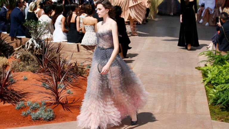 Το Show του Christian Dior για το Φθινόπωρο 2017 | 0 bovary.gr