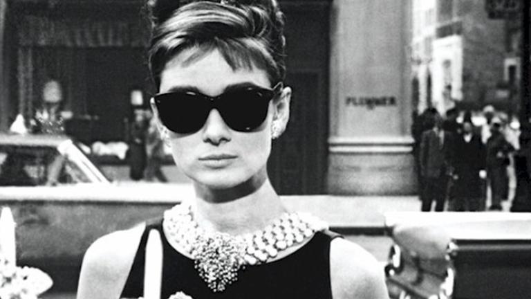 Φτιάξε μόνη σου το θρυλικό φόρεμα της Audrey Hepburn  | 0 bovary.gr