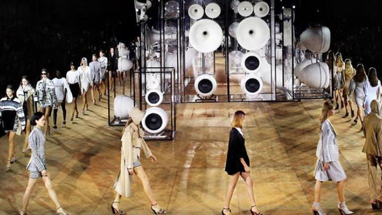 Βurberry S/S 2020: To εντυπωσιακό σόου στην Εβδομάδα Μόδας του Λονδίνου | 0 bovary.gr