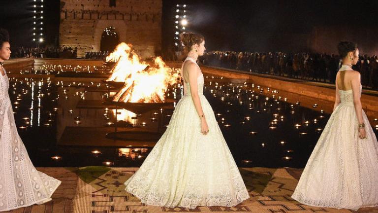 Το Cruise 2020 show του οίκου Dior μας μετέφερε κυριολεκτικά σε ένα παλάτι στο Μαρακές | 0 bovary.gr
