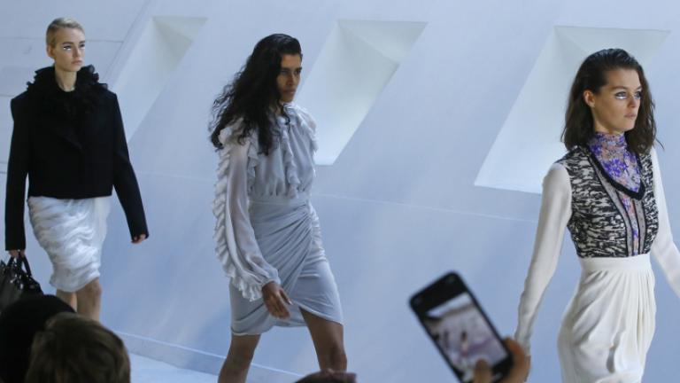 Giambattista Valli: Η συλλογή του οίκου για το φθινόπωρο και τον χειμώνα του 2019 | 0 bovary.gr