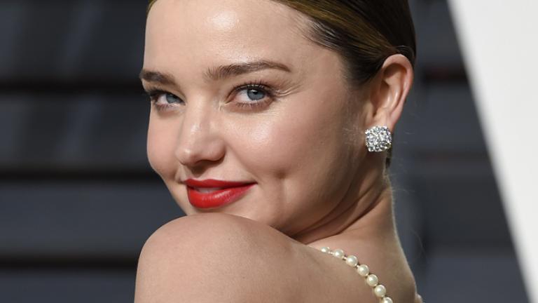 Τι τρώει μέσα σε μία ημέρα η Miranda Kerr  | 0 bovary.gr