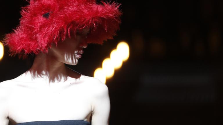 Η γυναικεία και ανδρική συλλογή του οίκου Prada για το φθινόπωρο και τον χειμώνα του 2019 | 0 bovary.gr