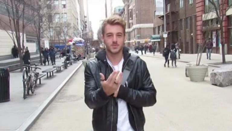 Πες «Σ'αγαπώ» σε 100 διαφορετικές γλώσσες - Από τη Νέα Υόρκη με αγάπη  | 0 bovary.gr