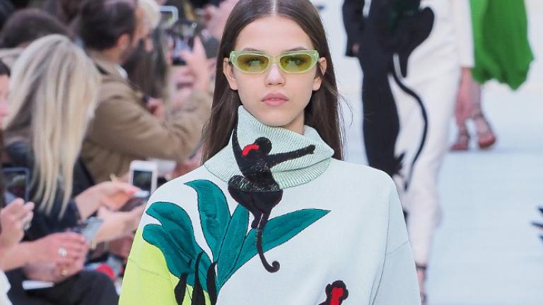 Η ιεροτελεστία της άνοιξης- To show του οίκου Valentino έκλεψε την καρδιά του Παρισιού  | 0 bovary.gr