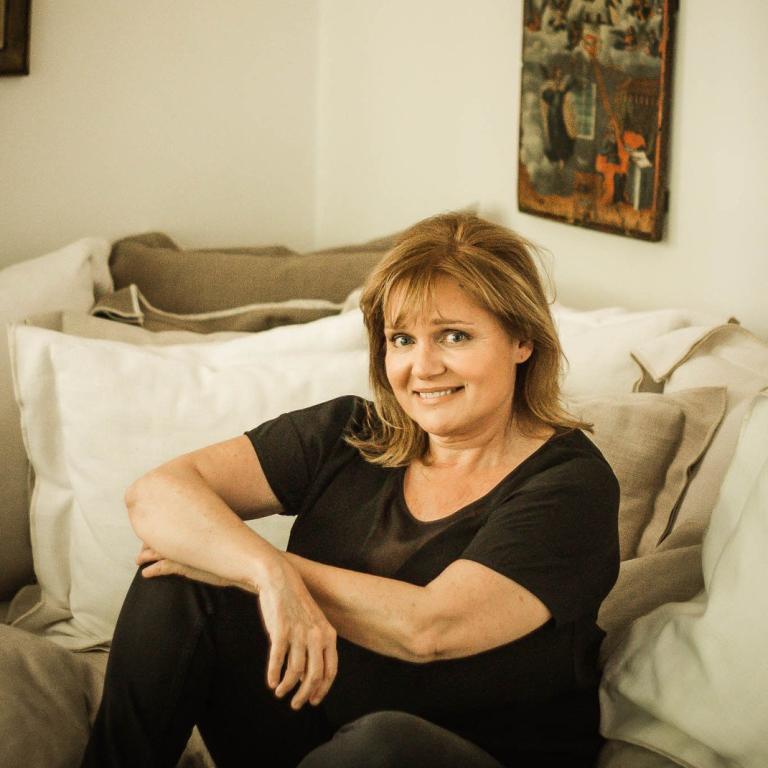 H Μαρία Καβογιάννη στο σπίτι της