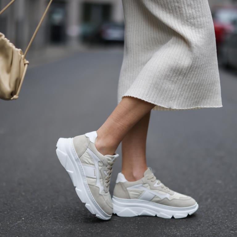 10 sneakers που θα φοράς μανιωδώς με τα φορέματά σου την άνοιξη