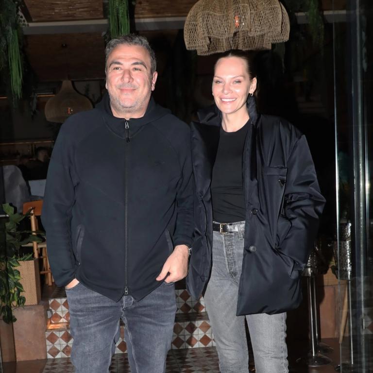 Ο Αντώνης Ρέμος και η Υβόννη Μπόσνιακ σε ταιριαστή εμφάνιση