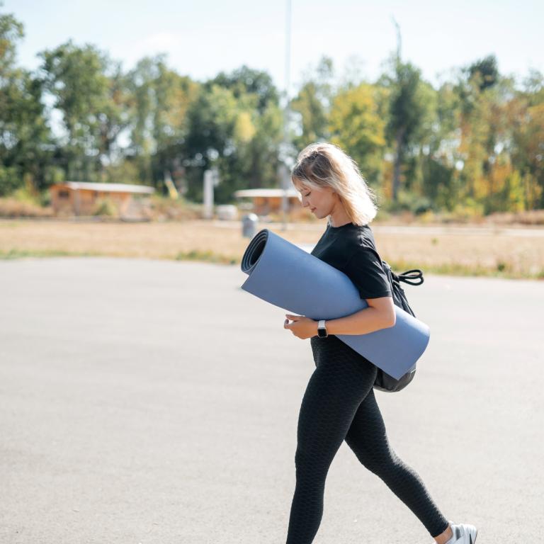 Έκανα 30 λεπτά walking yoga κάθε μέρα για έναν μήνα -Ιδού τι έμαθα