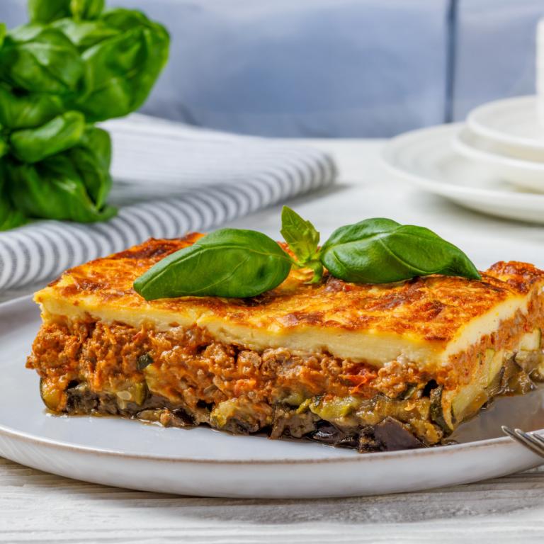Μουσακάς κλασικός / Φωτογραφία: Shutterstock