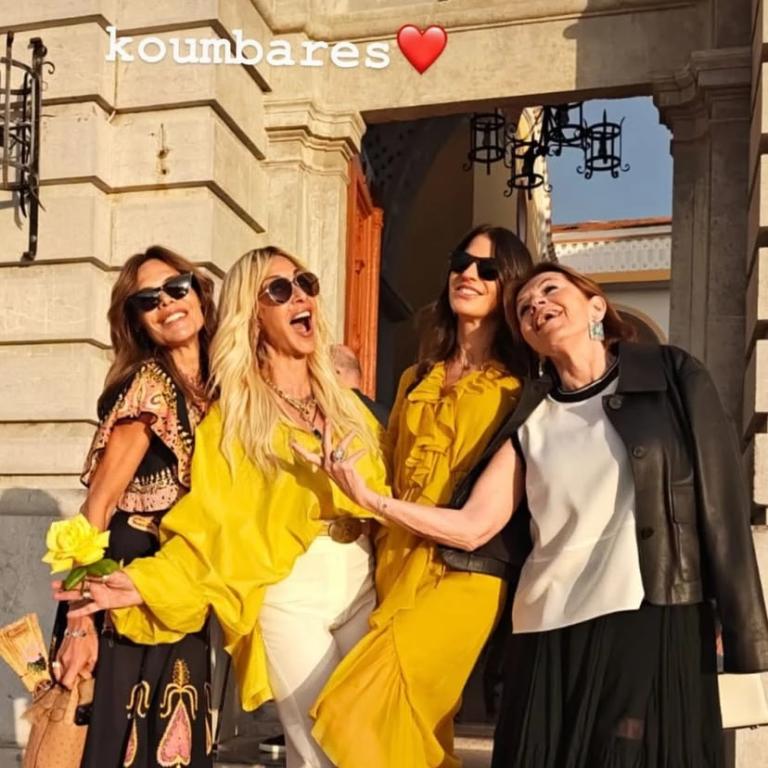 Γιάννης Κούστας, Δήμητρα Μέρμηγκα: Στην αρχοντική Σύμη βάφτισαν τον γιο τους με νονά την Άννα Βίσση