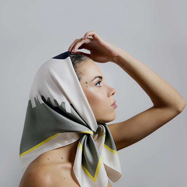 Fgtonsilk: Το ελληνικό artistic luxury brand που αγαπά το μετάξι και τις εκλεπτυσμένες πρώτες ύλες ανάγει τη δημιουργία σε τέχνη