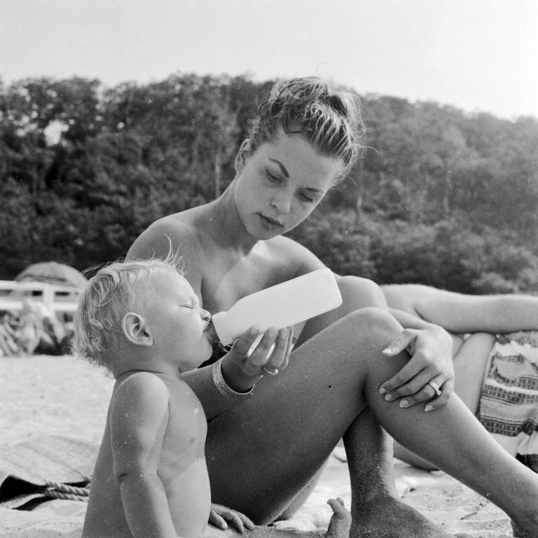 Γιατί όλο και περισσότεροι γονείς κρατούν μυστικά τα ονόματα των παιδιών τους