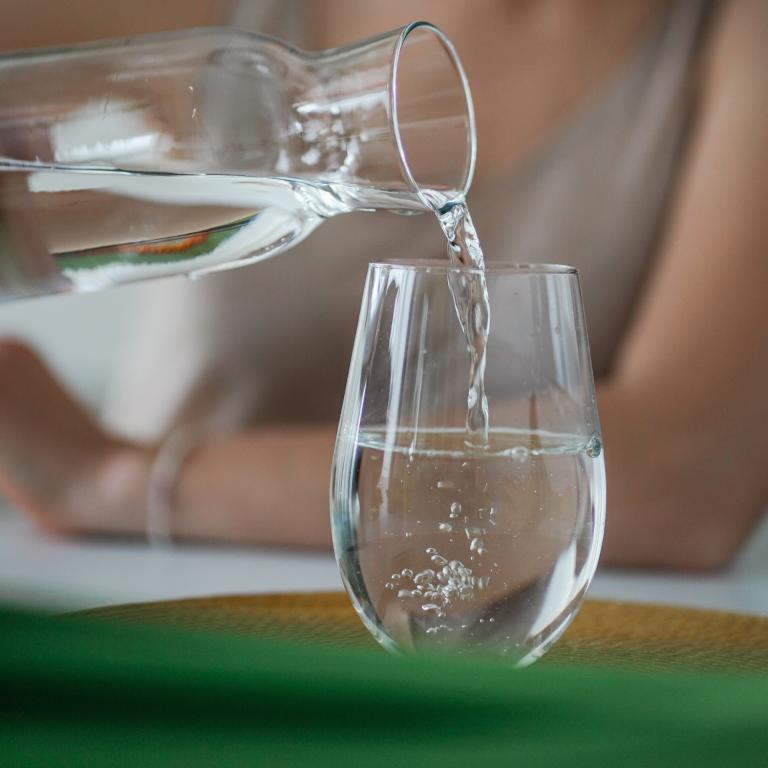 Μάθε την ιαπωνική τεχνική για να χάσεις βάρος πίνοντας μόνο νερό -Eίναι απλή και αποτελεσματική