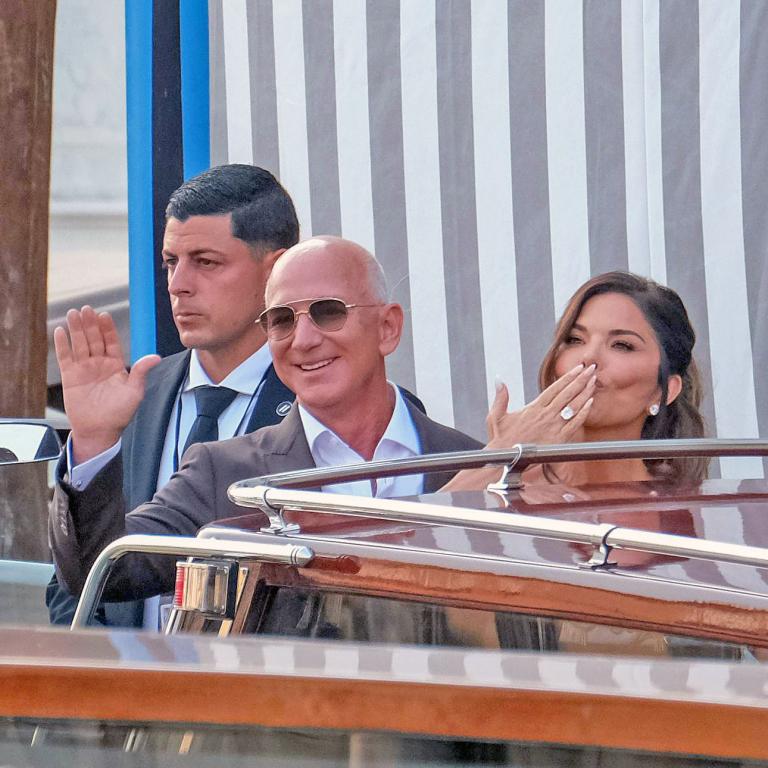 Γάμος Μπέζος-Σάντσεζ: Ποιοι είναι οι σταρ wedding planners που είχαν οργανώσει και τον γάμο των Κλούνεϊ στη Βενετία