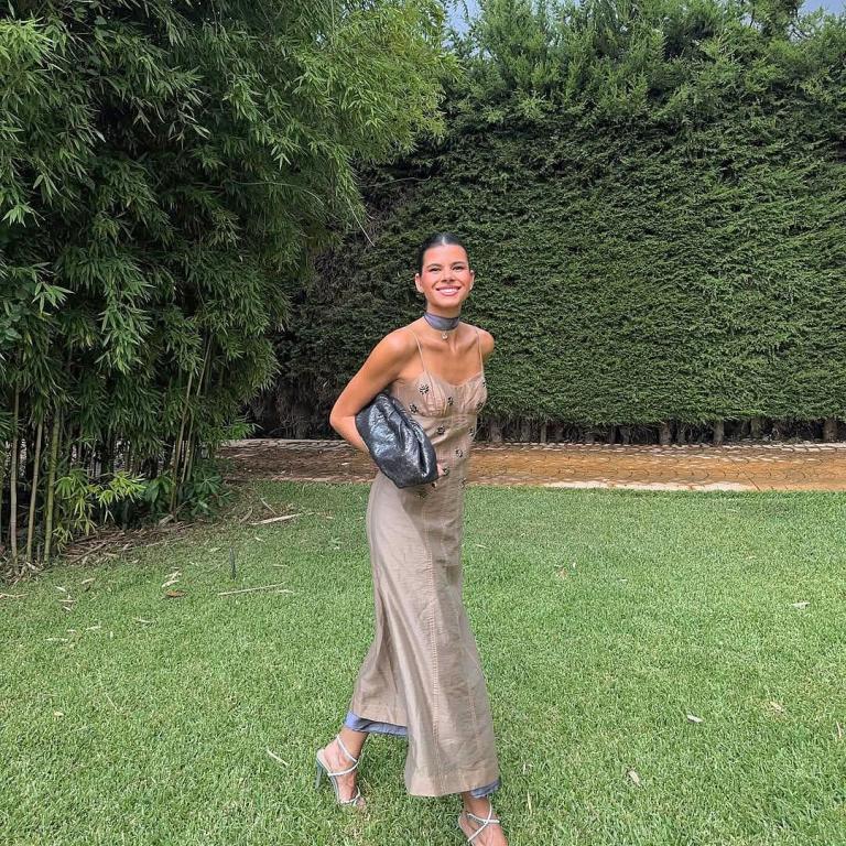 Φόρεμα από H&M: Φωτογραφία Instagram/Paula Calzadilla