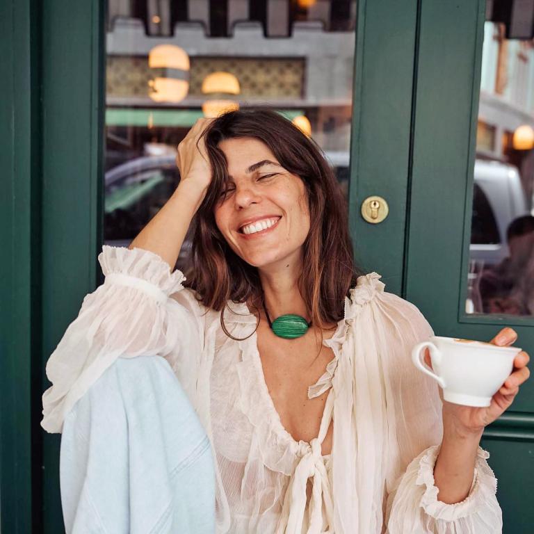 Η Γαλλίδα που φέρνει νέο αέρα στο boho -Το Instagram τη λατρεύει