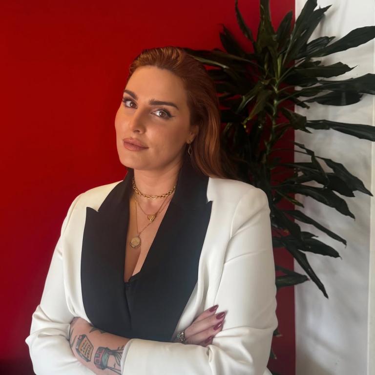 Εβελίνα Νικόλιζα