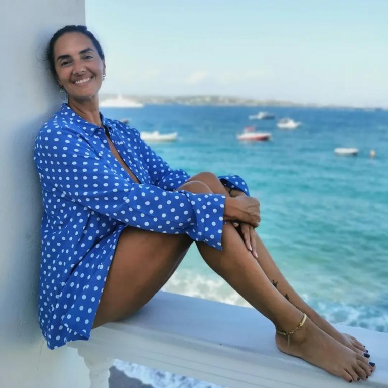 Νόνη Δούνια
