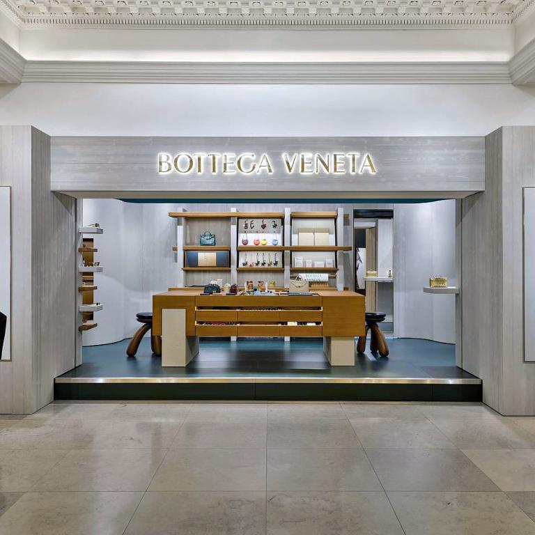Art de luxe: H Bottega Veneta «ντύνει» το Harrods με την εμβληματική Intrecciato πλέξη