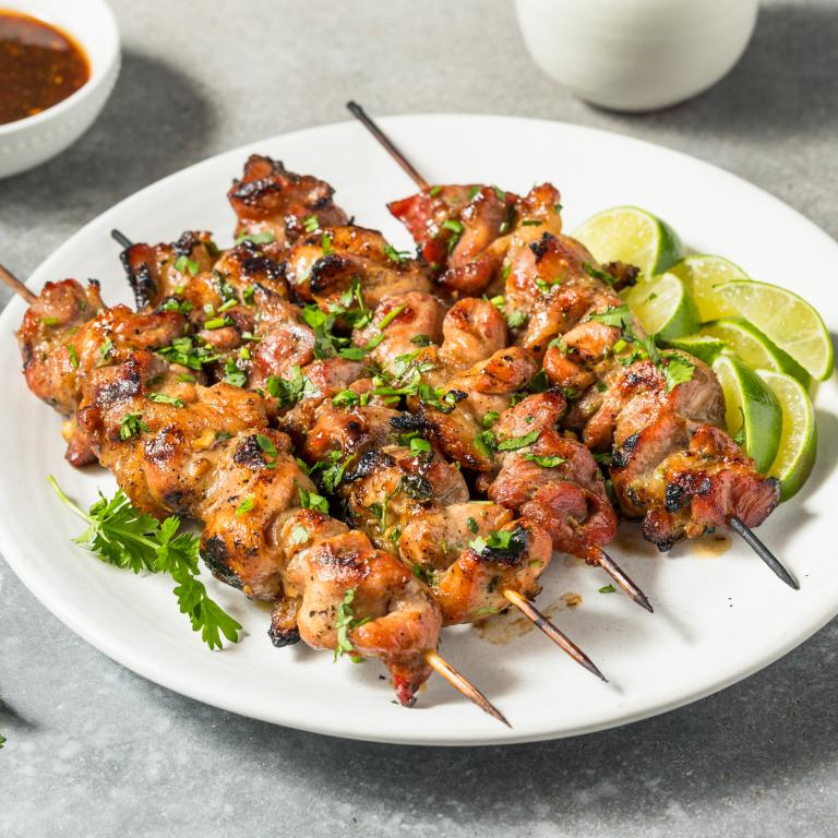 Χοιρινά σουβλάκια / Φωτογραφία: Shutterstock